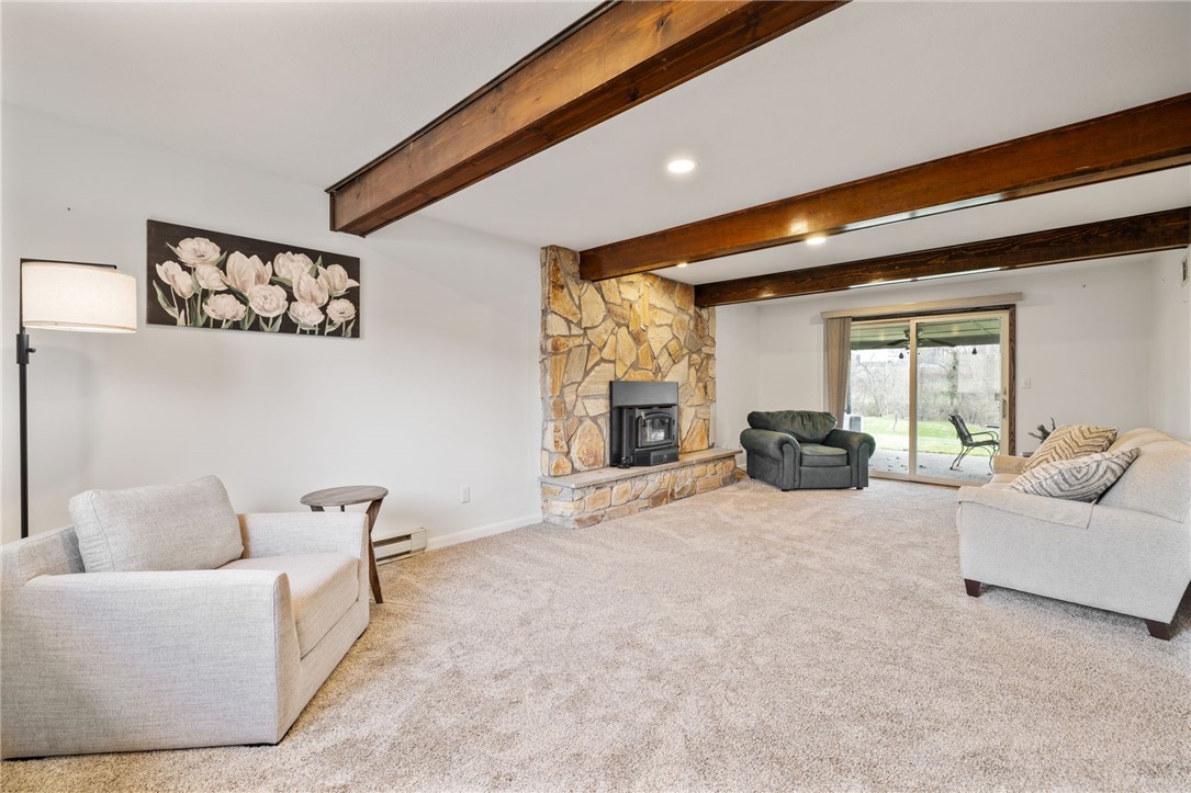 558 W Mcmurray Rd