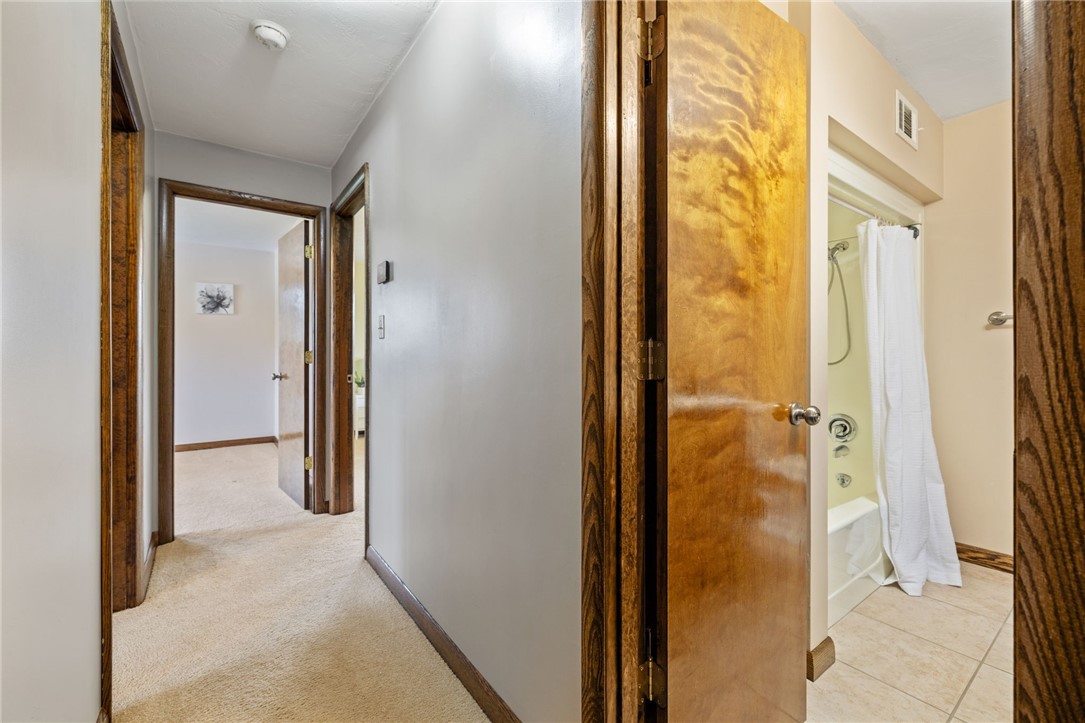 558 W Mcmurray Rd