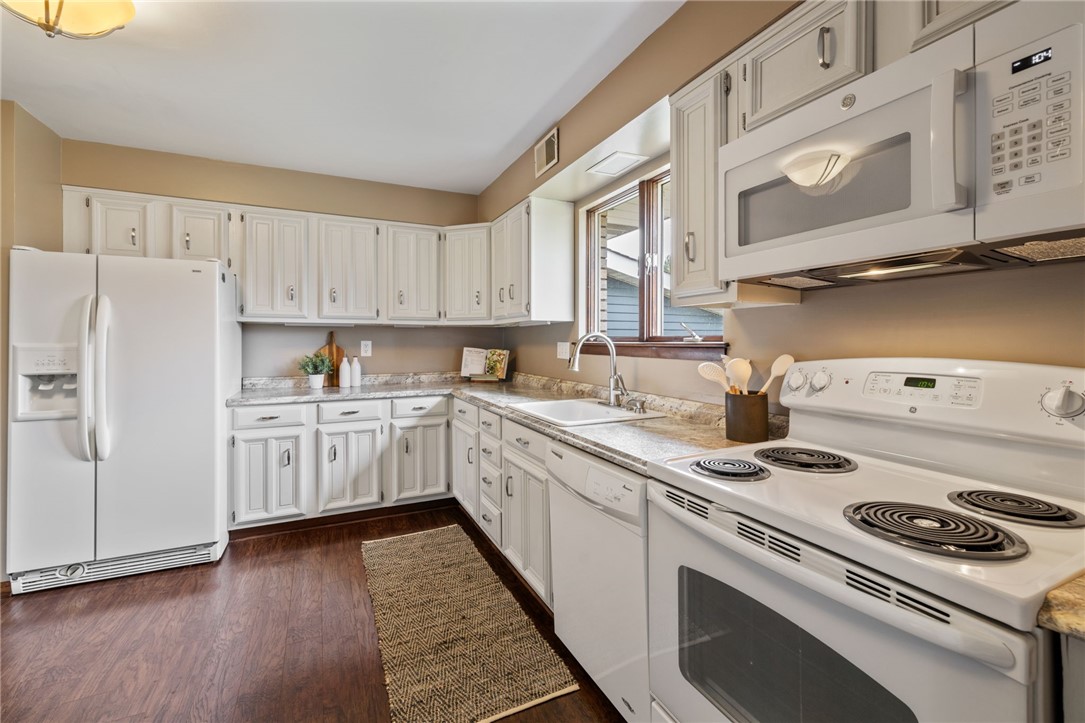558 W Mcmurray Rd