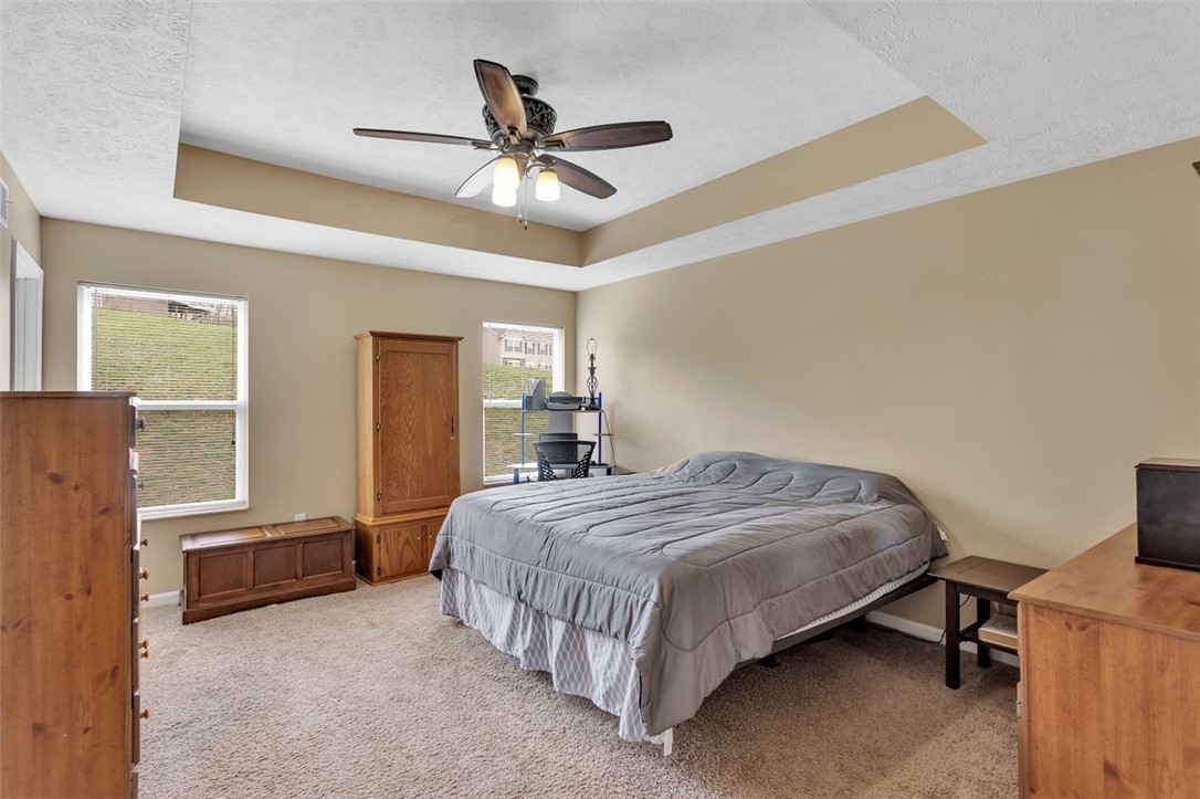 129 Rose Ave