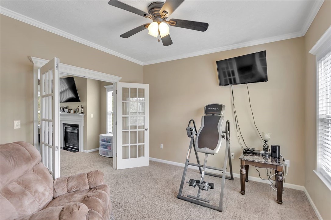 129 Rose Ave