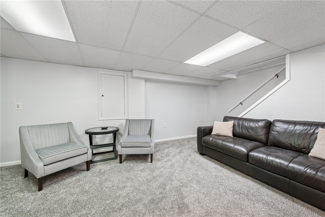 200 College Park Dr