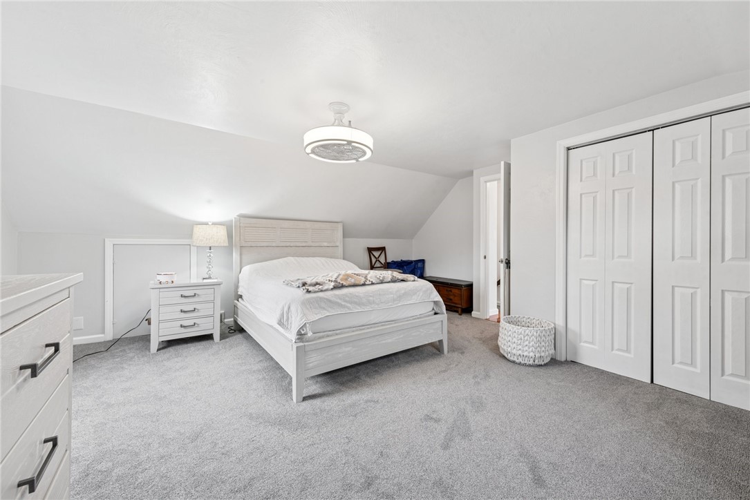 200 College Park Dr