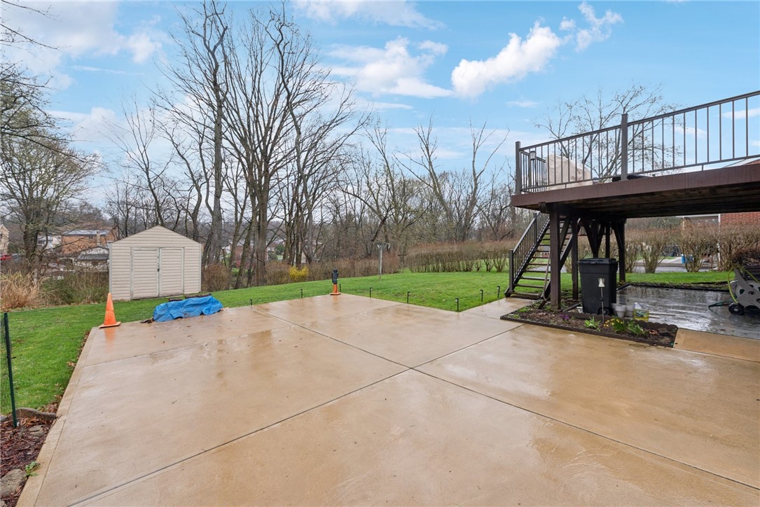 200 College Park Dr