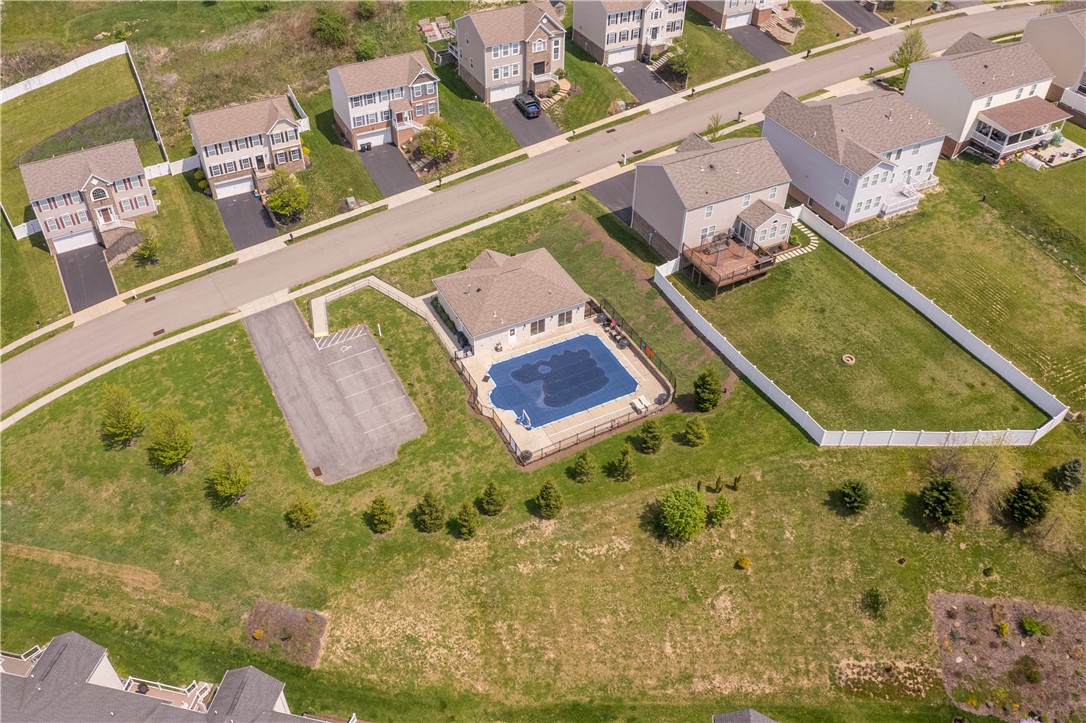 703 Freedom Dr