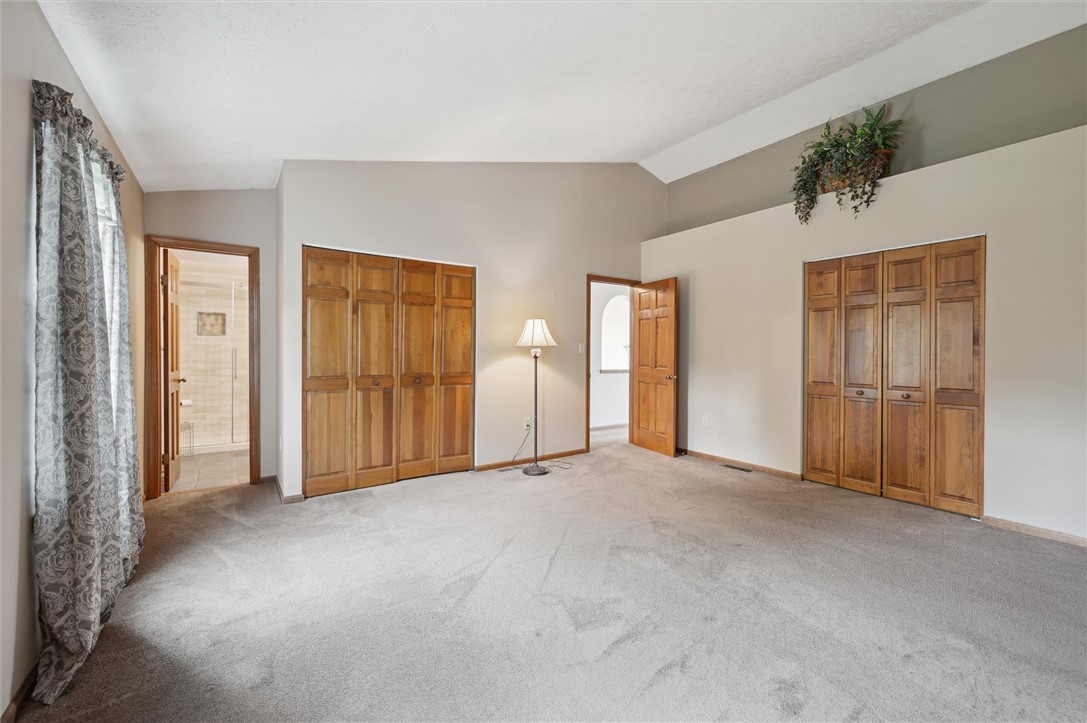5020 Meadow Crest Drive