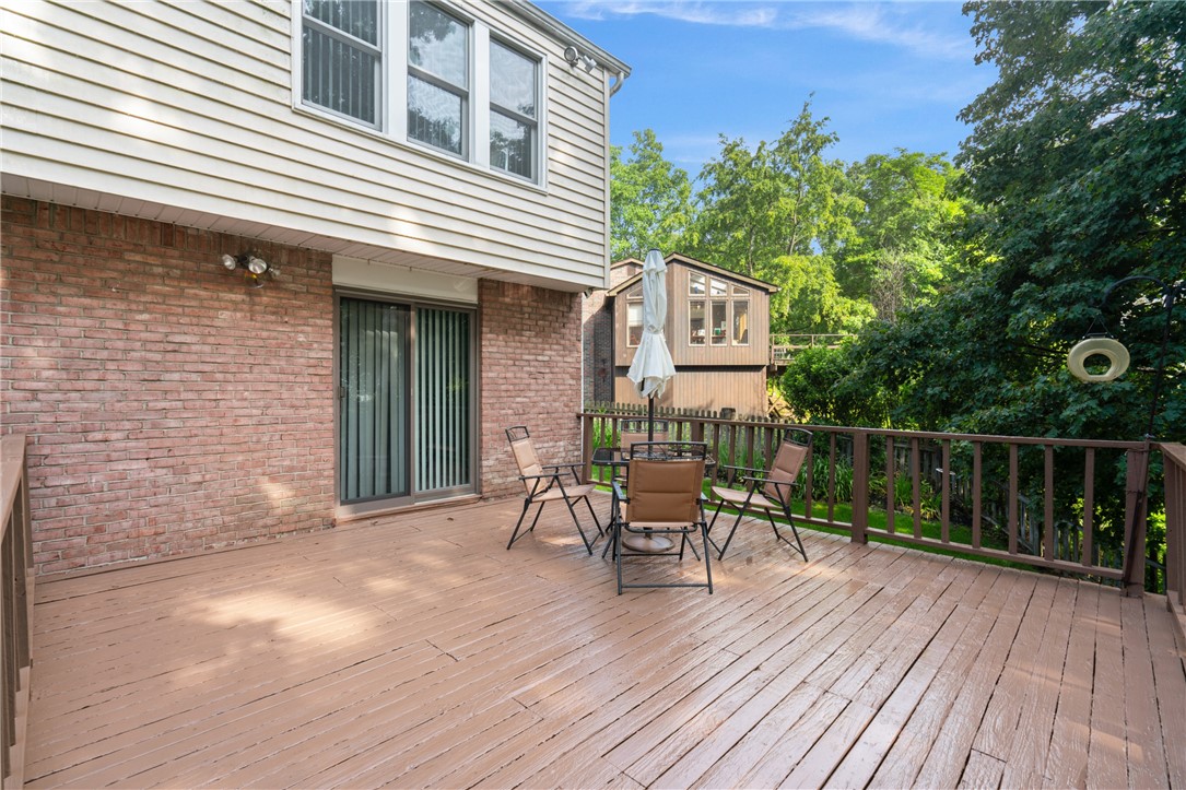 152 N. Jamestown Road