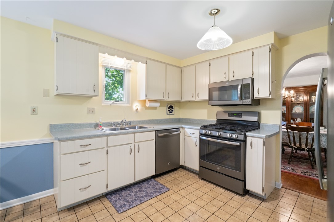 152 N. Jamestown Road