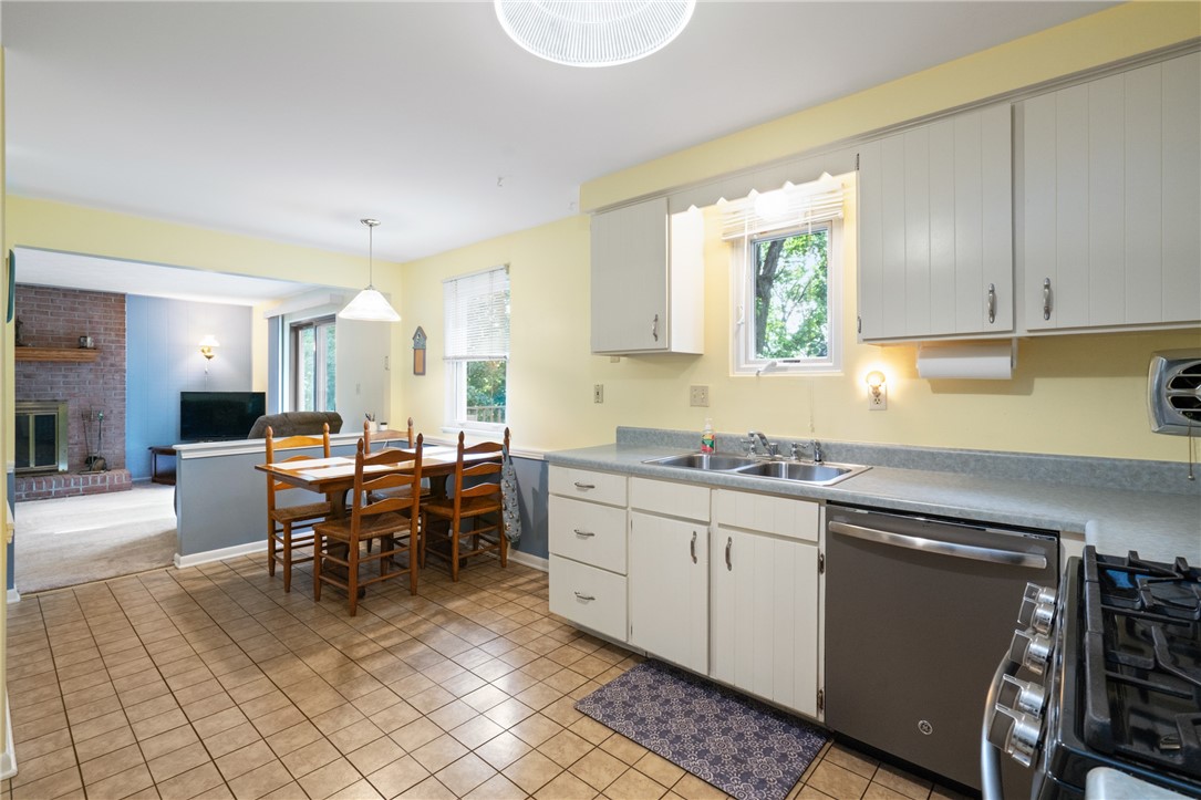 152 N. Jamestown Road
