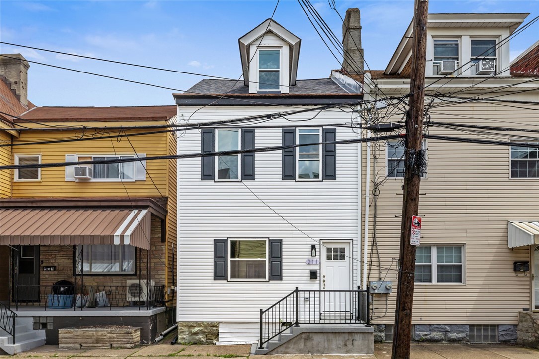 211 Taylor St