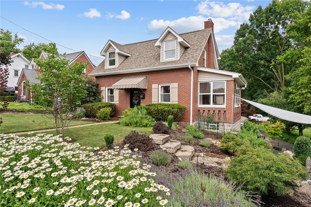 210 Martha Ave