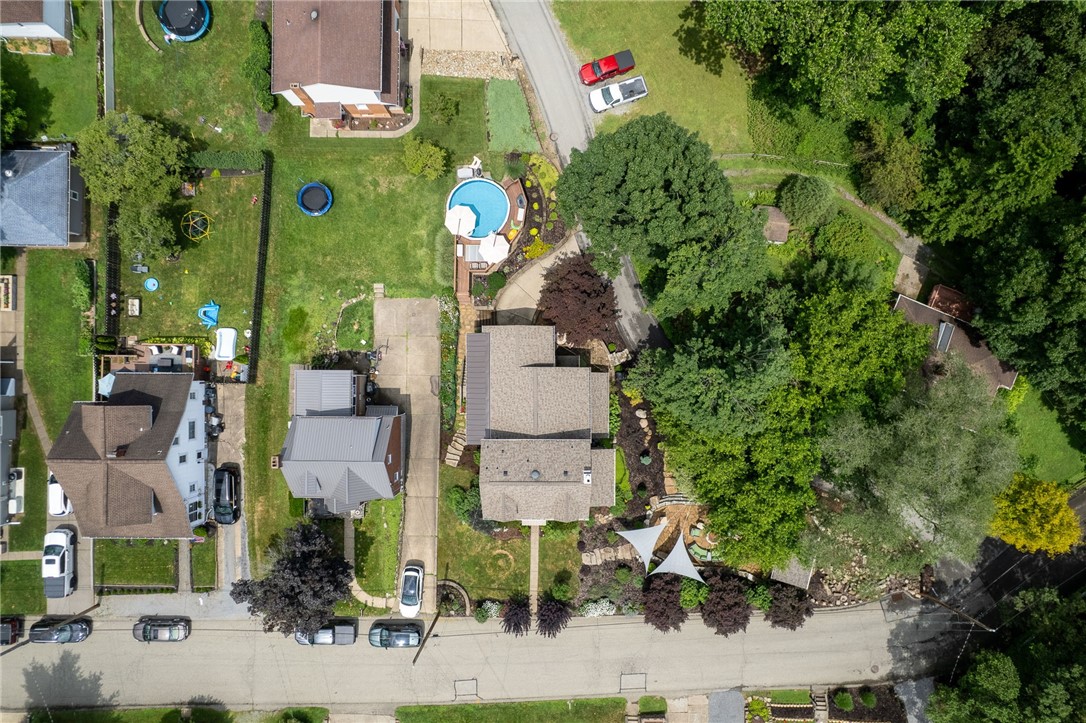 210 Martha Ave