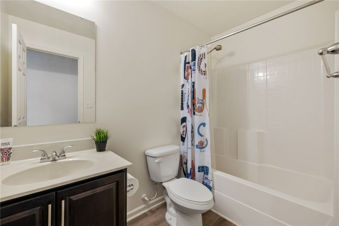 1503 Canterbury Dr