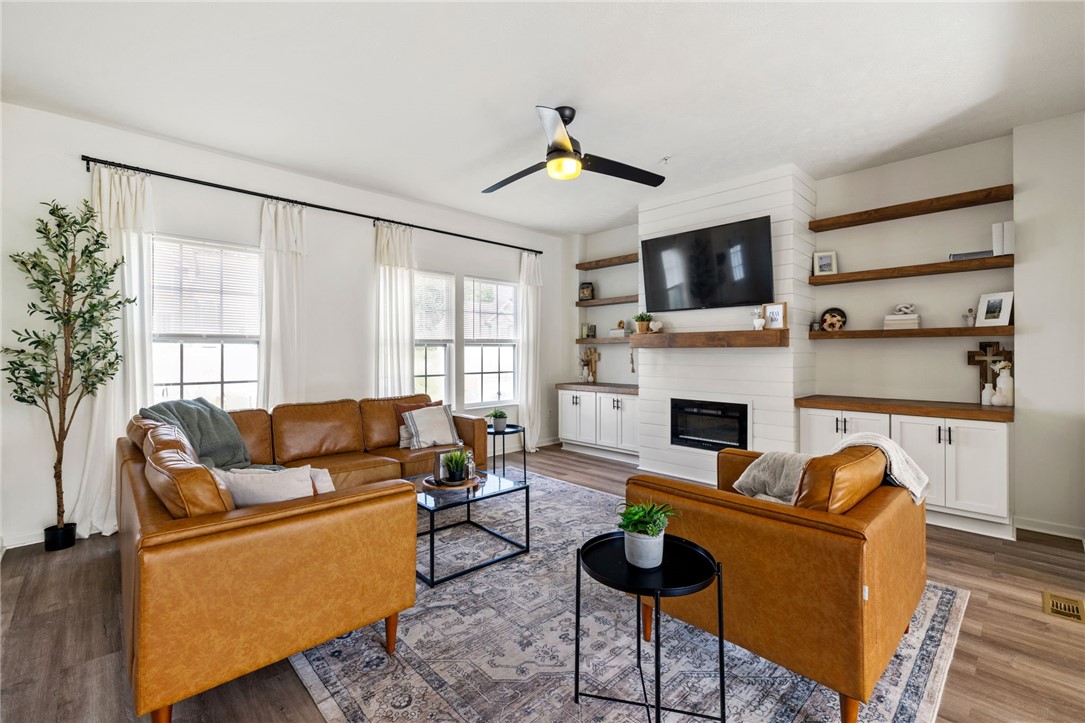 1503 Canterbury Dr