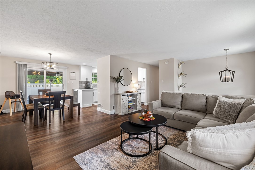 75 Fawnvue Drive