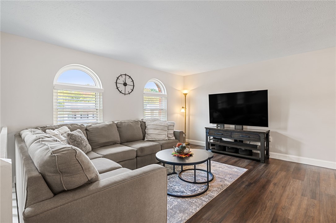 75 Fawnvue Drive