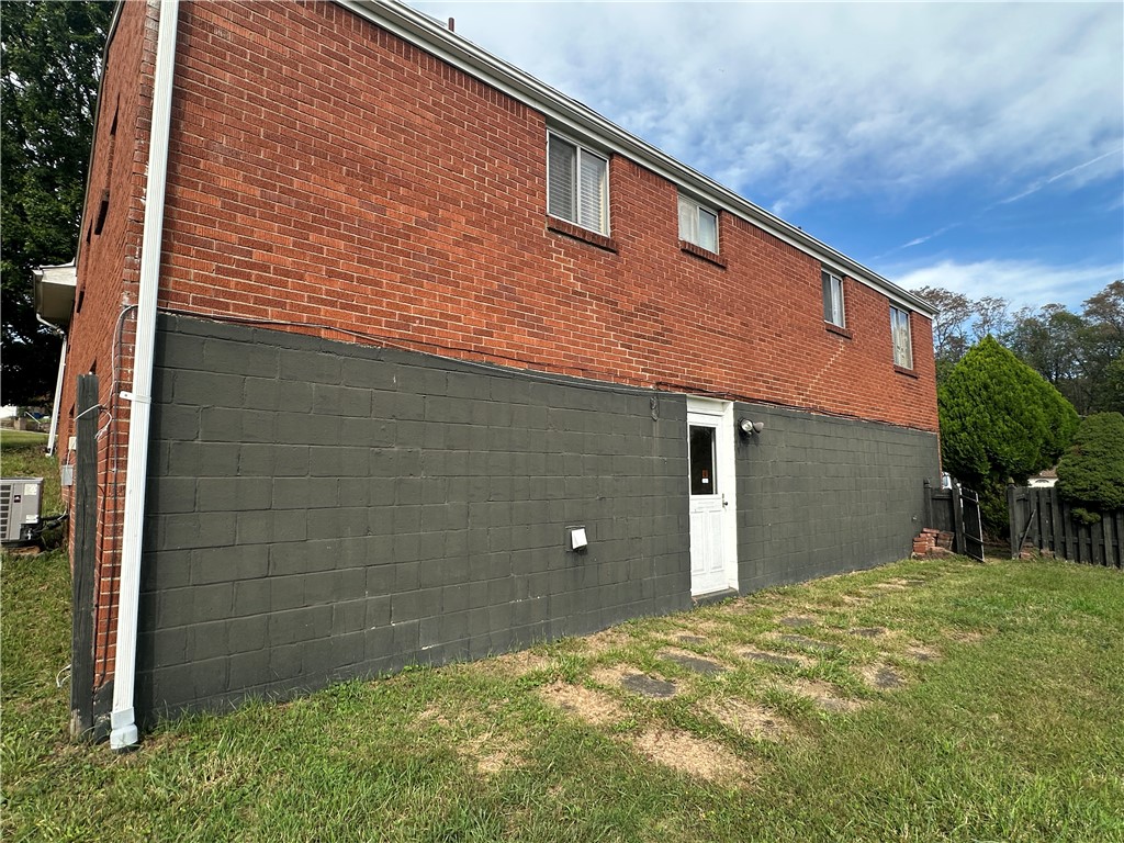 200 Cypress Hill Dr