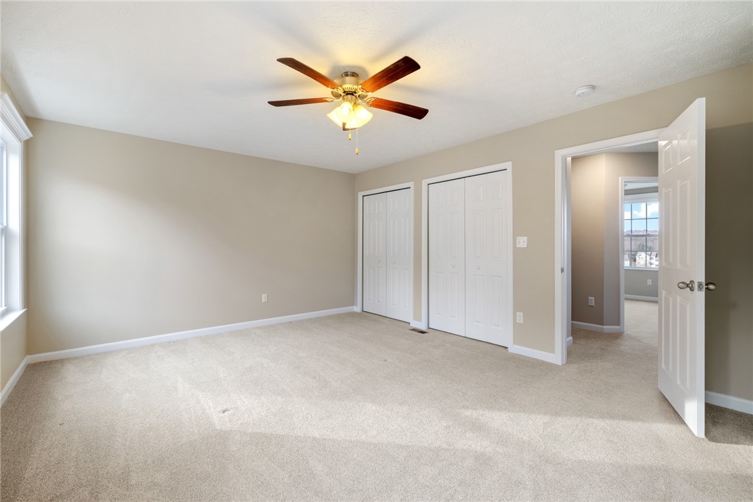2858 Canterbury Dr