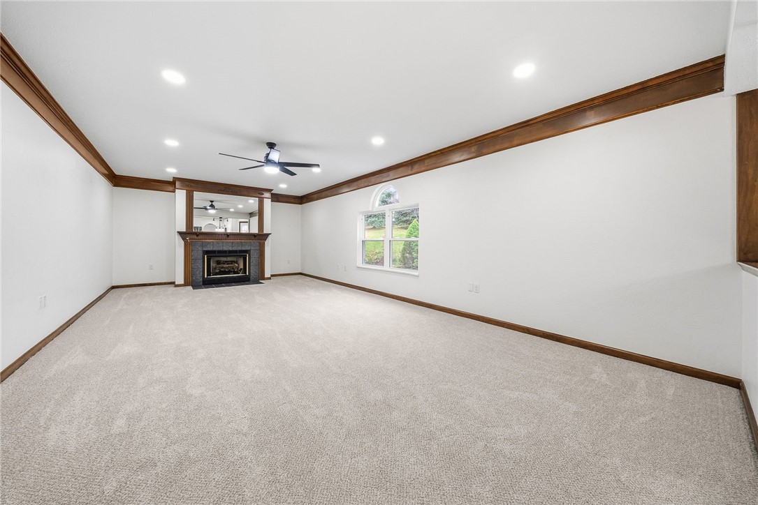 449 Shelbourne Dr