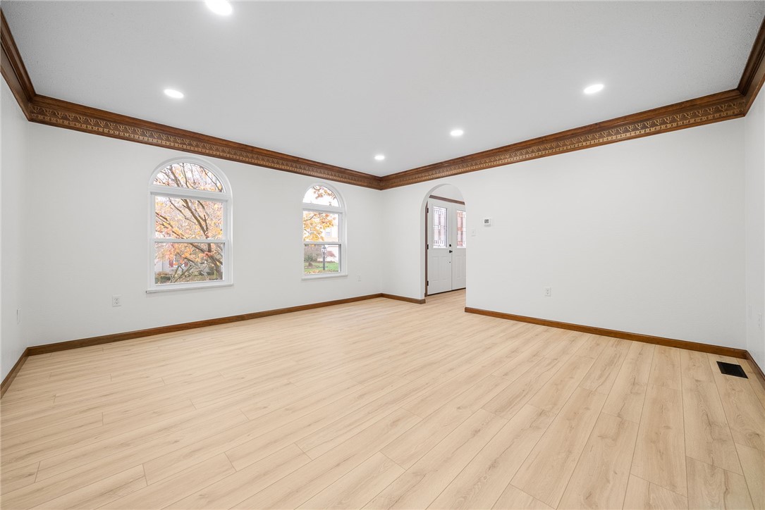 449 Shelbourne Dr