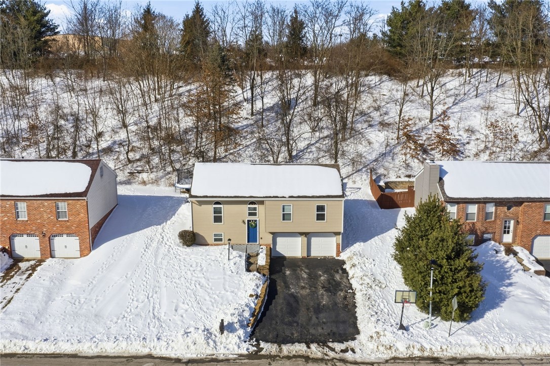 511 Cresthaven Dr