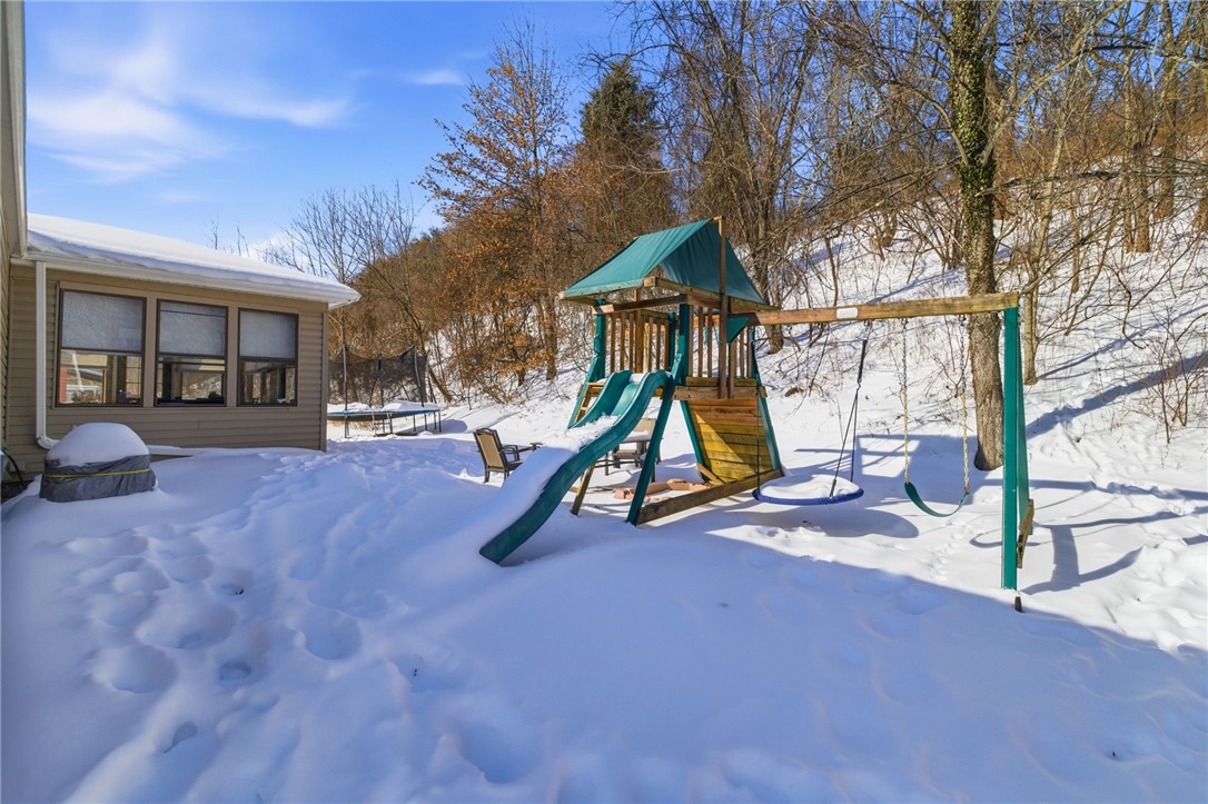 511 Cresthaven Dr