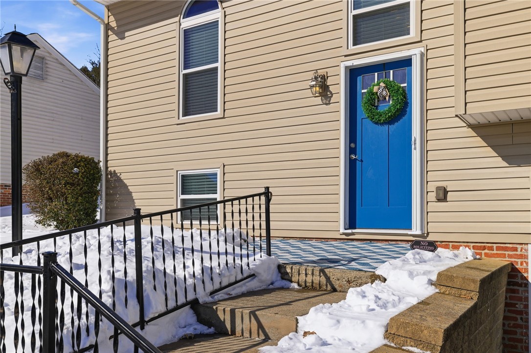 511 Cresthaven Dr