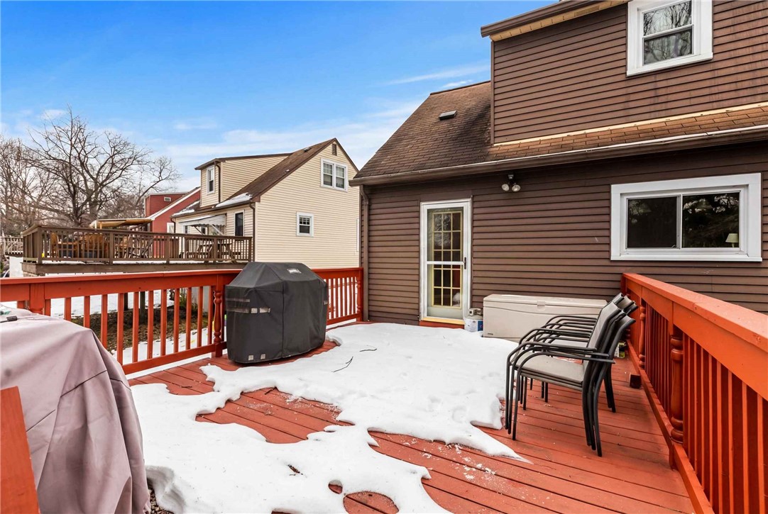 498 Seavey Rd
