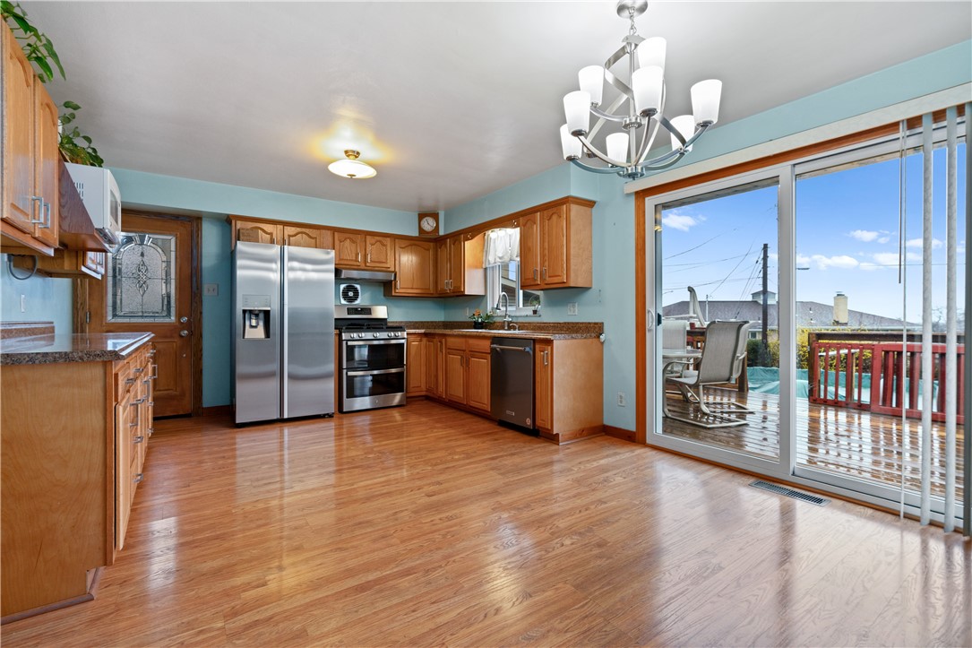 3430 Lynnwood Dr