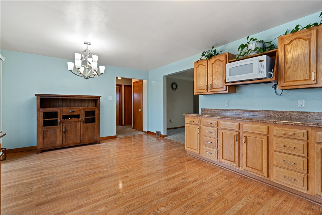 3430 Lynnwood Dr