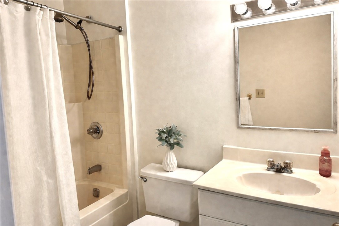 2405 Timberglen Drive