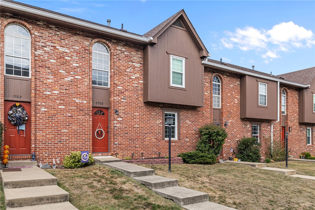 1703 Timberglen Dr