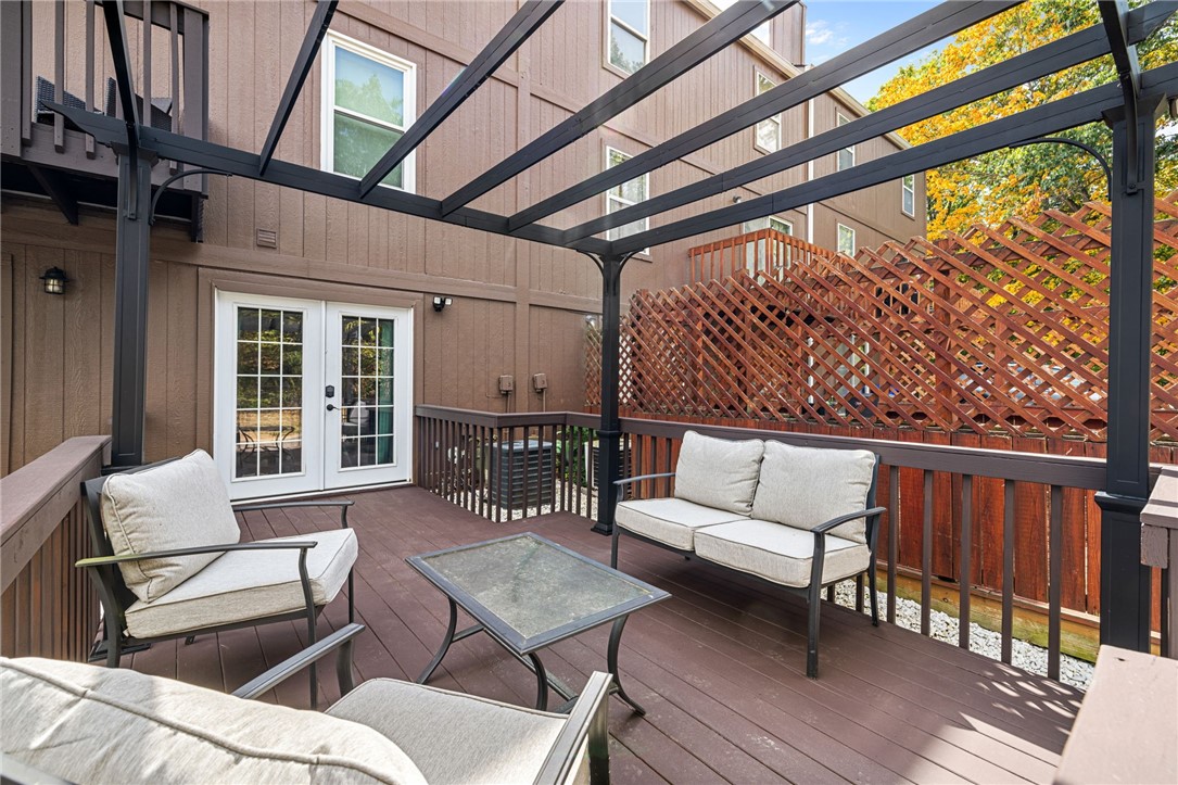 1703 Timberglen Dr