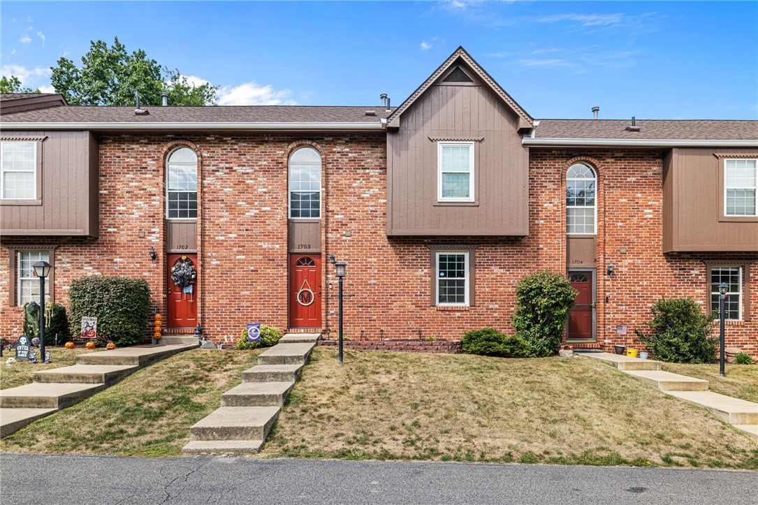 1703 Timberglen Dr