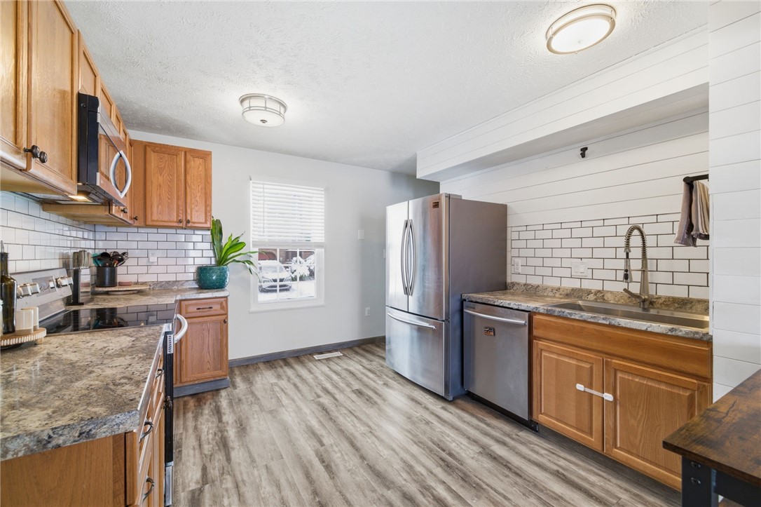 1703 Timberglen Dr