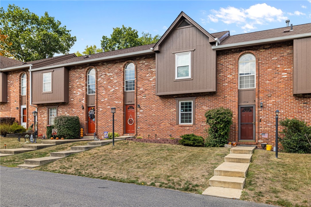 1703 Timberglen Dr
