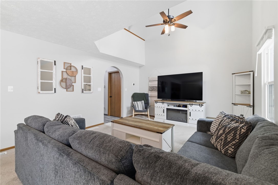 1703 Timberglen Dr