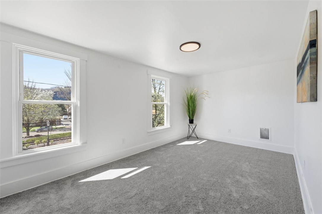 710 Allegheny River Blvd