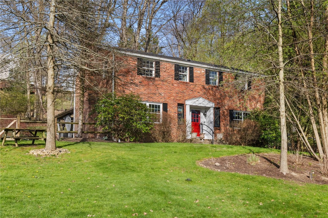 112 Eton Dr