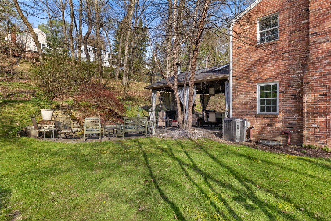 112 Eton Dr