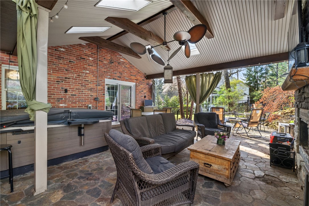 112 Eton Dr