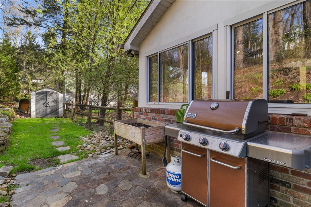 112 Eton Dr