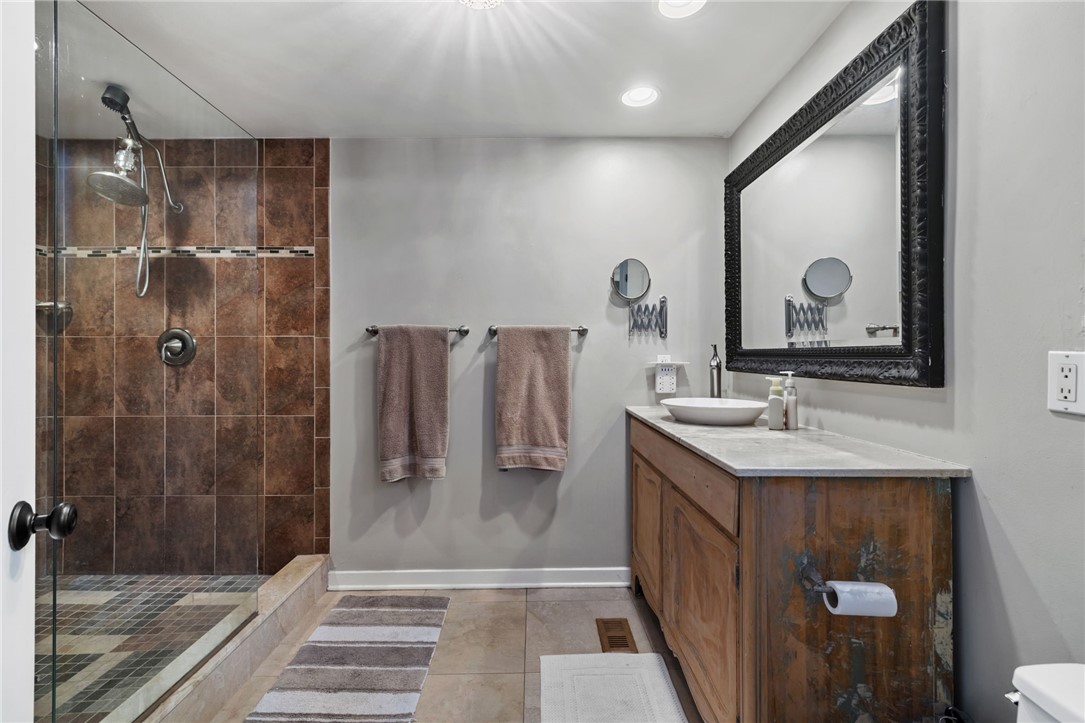 112 Eton Dr