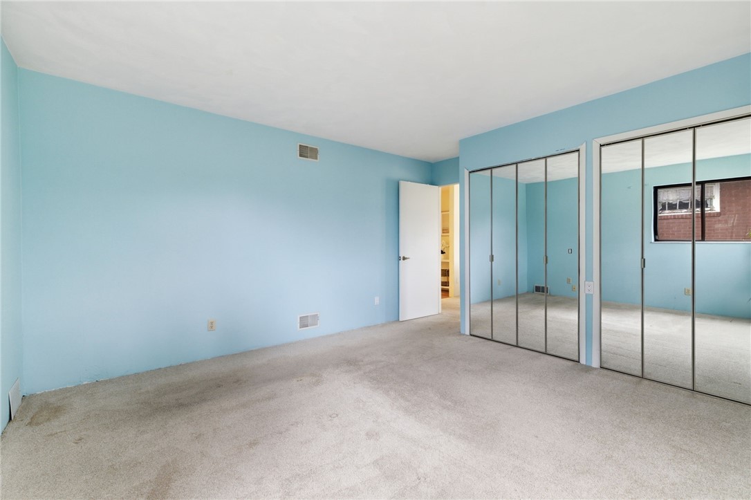 1525 Spruce St