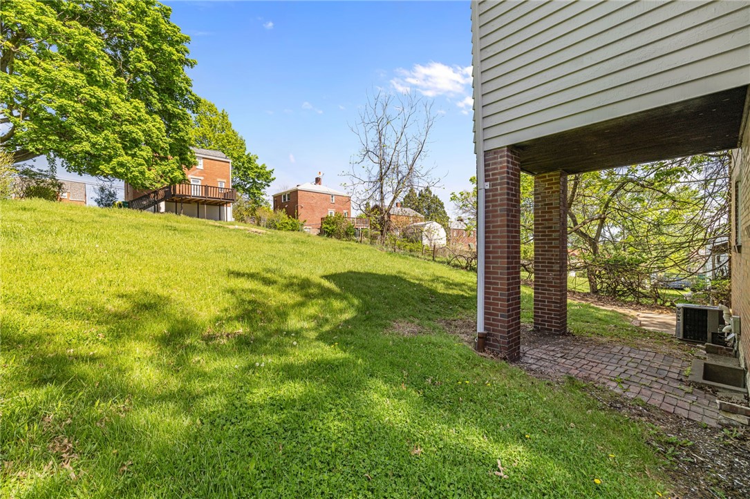 3809 Greensburg Pike