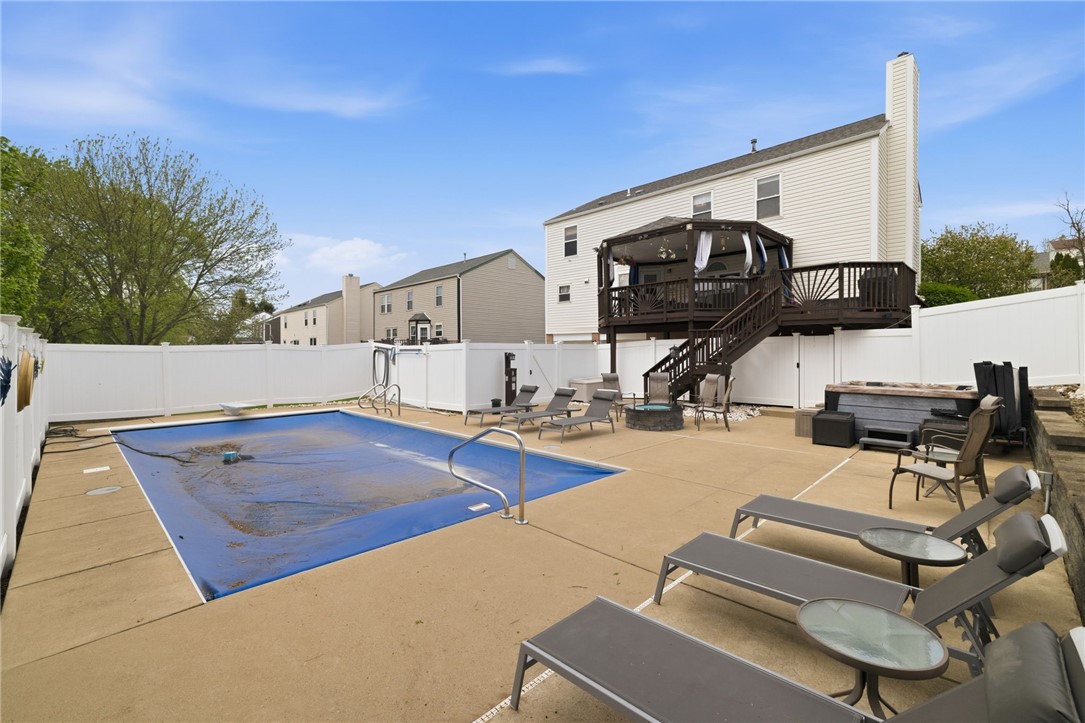 442 Shelbourne Dr
