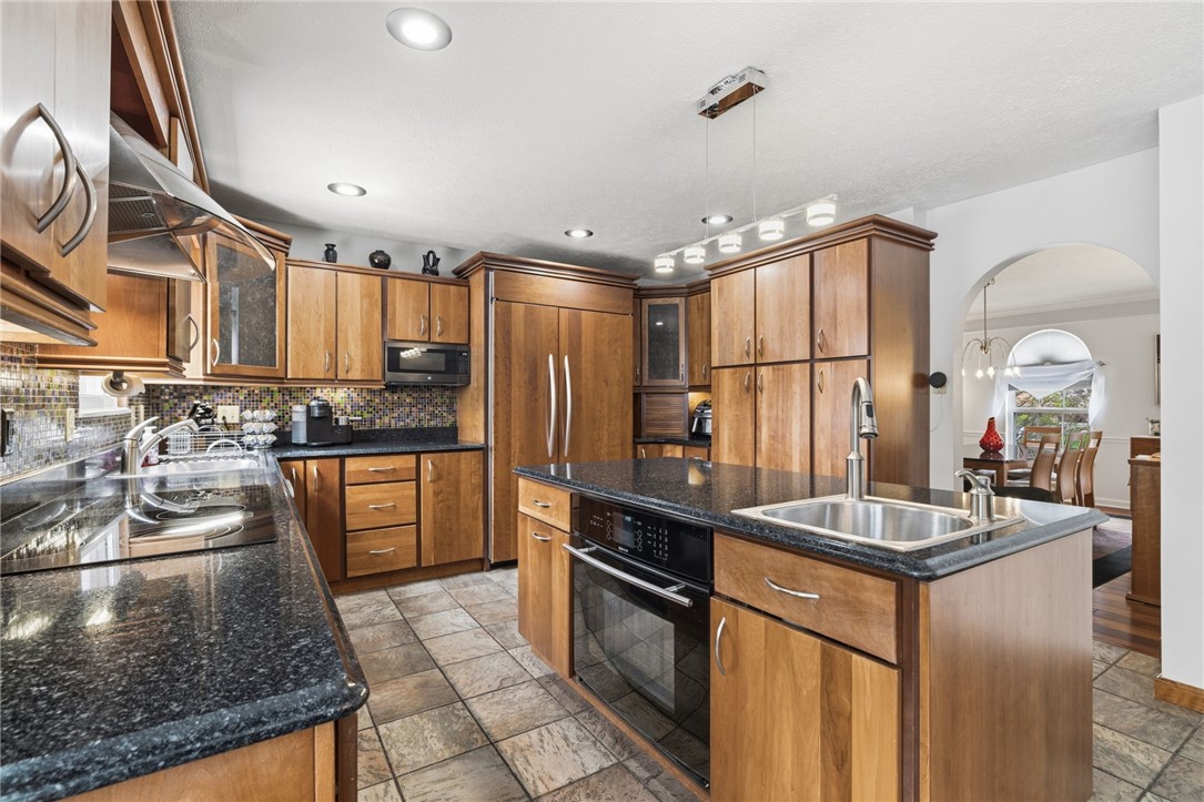 442 Shelbourne Dr