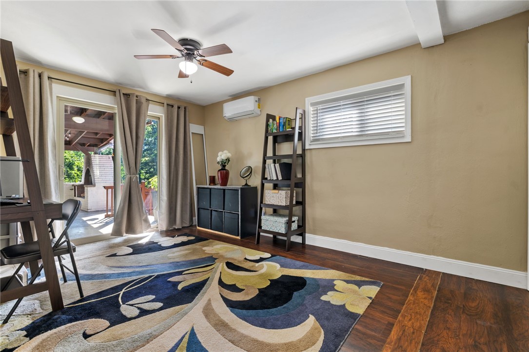 112 Wagon Wheel Ln
