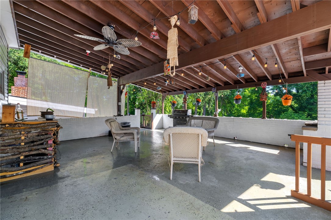 112 Wagon Wheel Ln