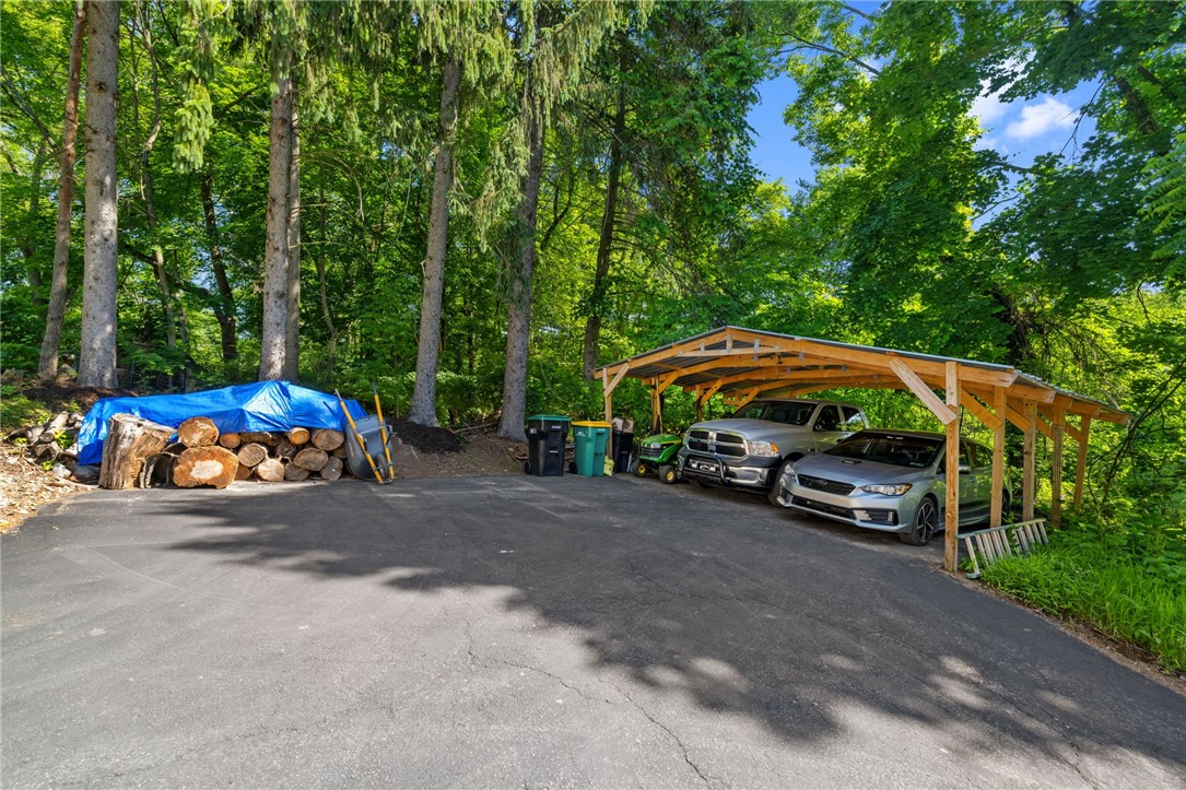 112 Wagon Wheel Ln